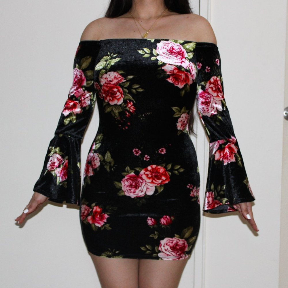 Black Bodycon Floral Dress